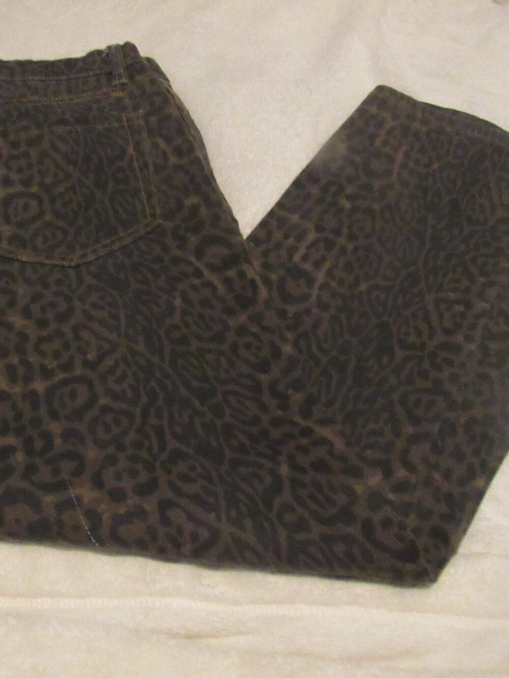 OAT New York Leopard Animal Print Straight Leg Jeans  Size 0/25 USED